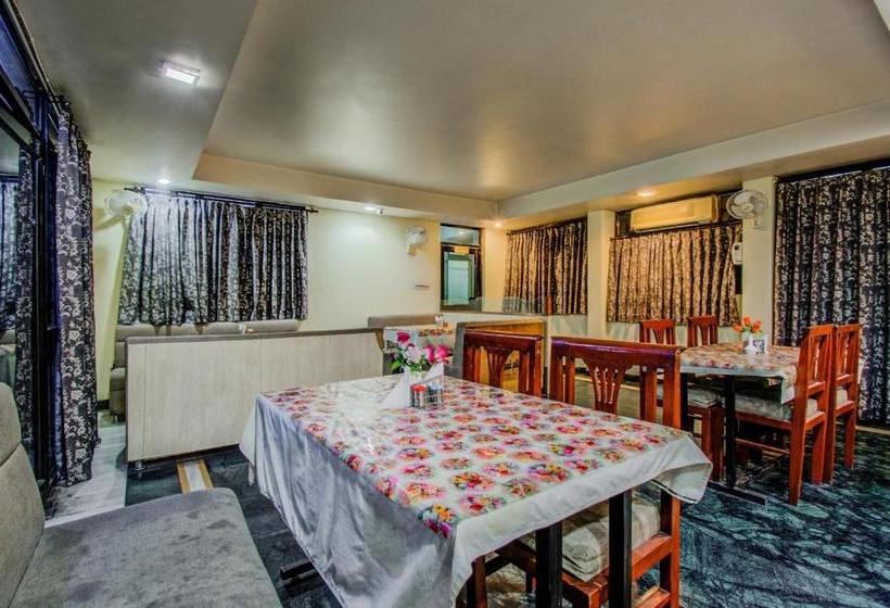 호텔 Utsav By Oyo Rooms