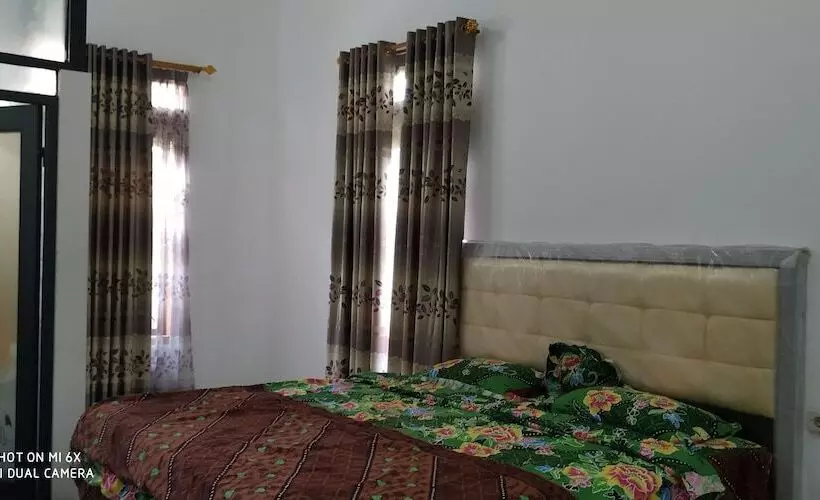 Villa Pribadi Beunying 35 Pax