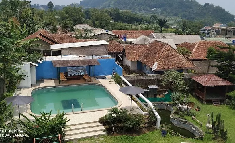 Villa Pribadi Beunying 35 Pax