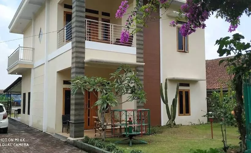 Villa Pribadi Beunying 35 Pax