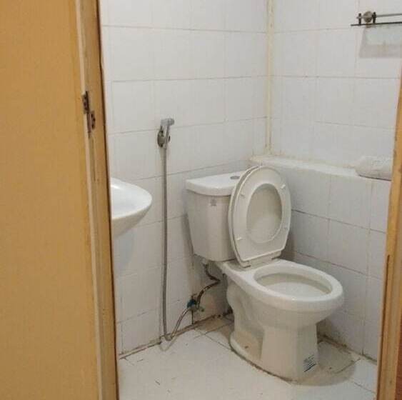 Vandrarhem Dormitelsph Ust