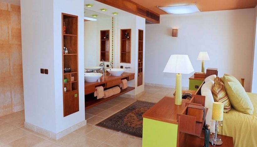 Eden Rock Villa Acamar