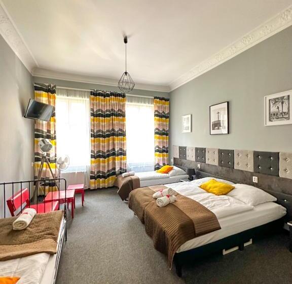 Expolis Residence   City Center Mtp Targi   24h #betterthanyourex