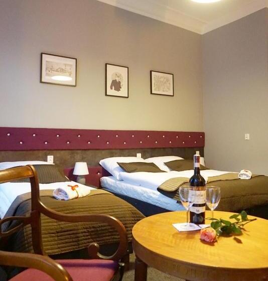 Expolis Residence   City Center Mtp Targi   24h #betterthanyourex