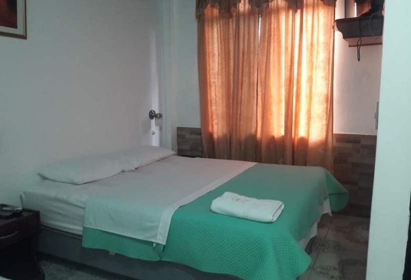 Hostal Brisas Del Mar