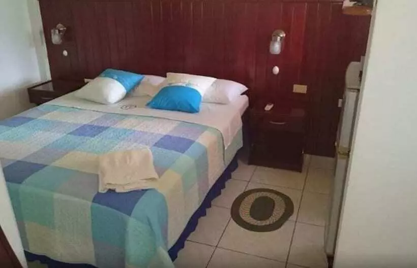 Hostal Brisas Del Mar