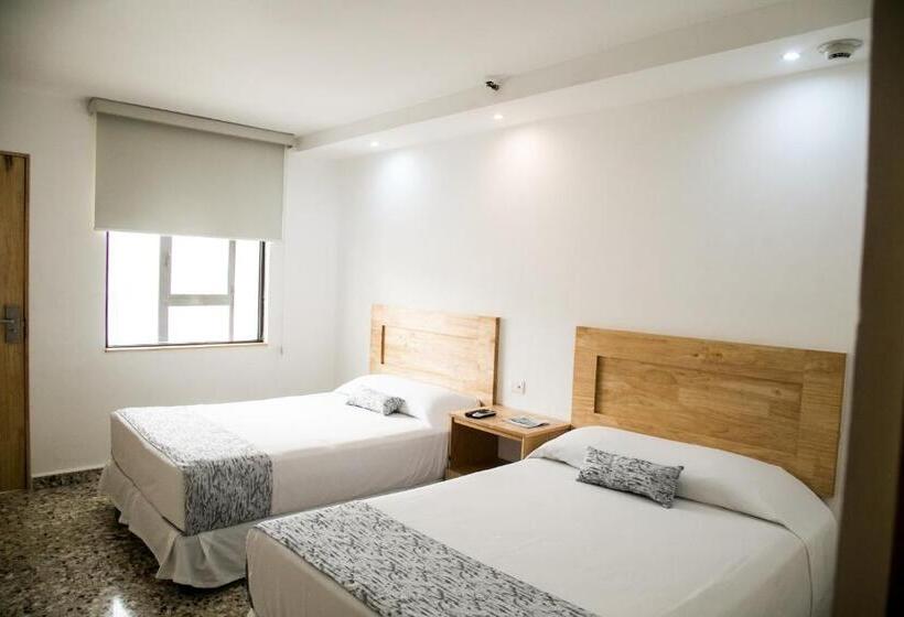 בית מלון כפרי Booking 500