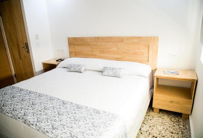 בית מלון כפרי Booking 500