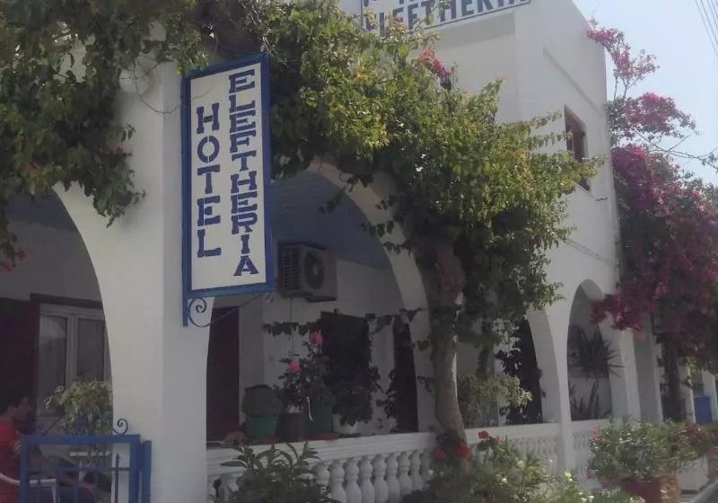 هتل Eleftheria