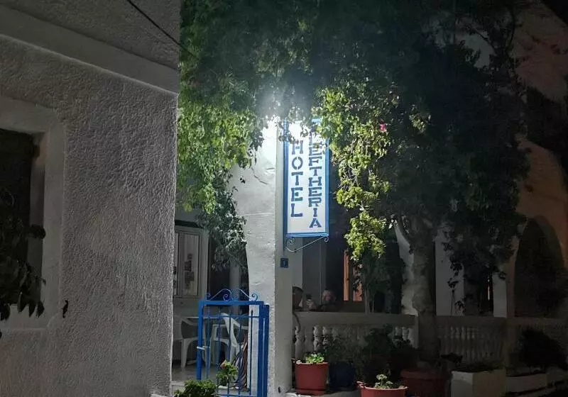 هتل Eleftheria