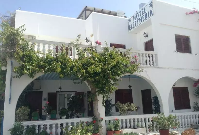 هتل Eleftheria