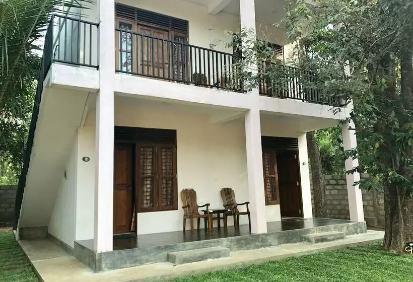 Hotelli Kings Lodge Habarana