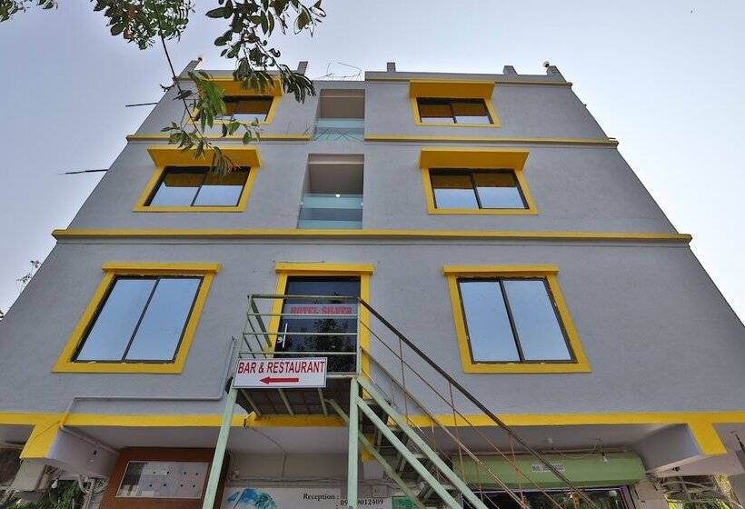 Hotelli Silver By Oyo Rooms