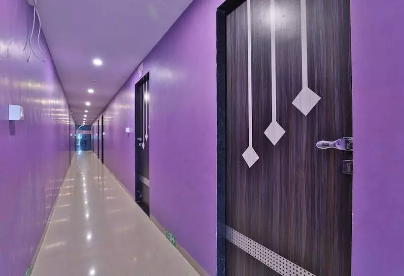 Hotelli Silver By Oyo Rooms