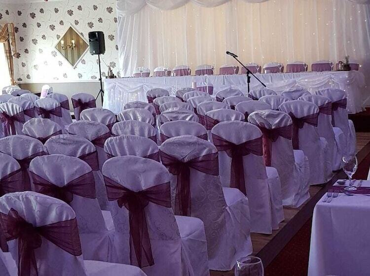 فندق The Coach House