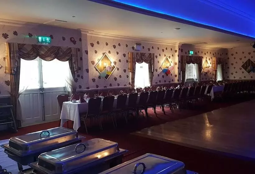 Hotel The Coach House