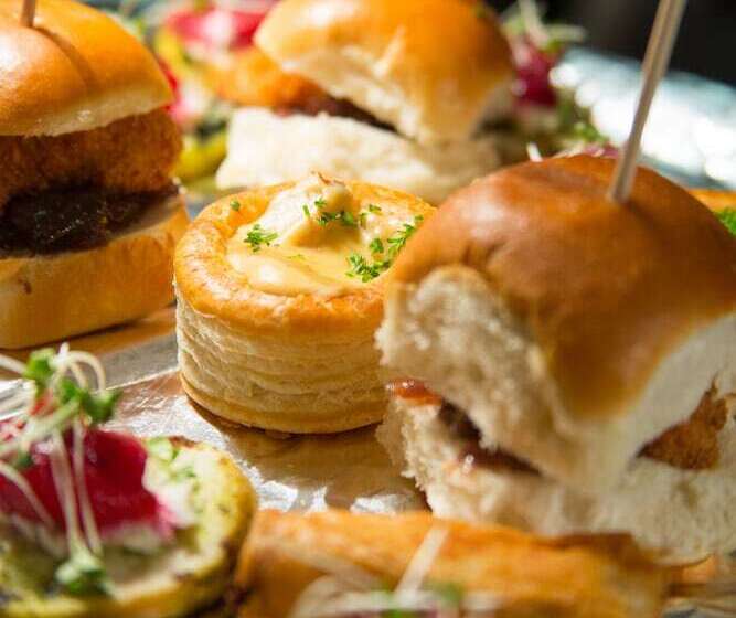 فندق The Coach House