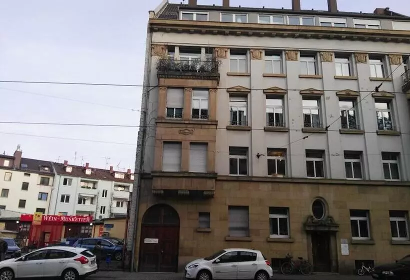 ベッドアンドブレックファースト Bbkarlsruhe
