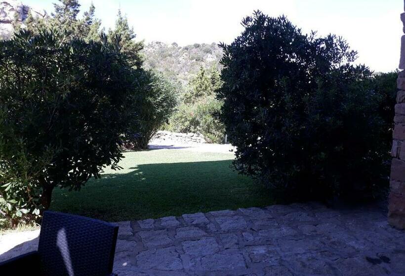 Domus Liscia Di Vacca