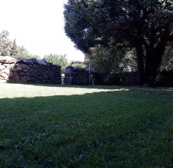 Domus Liscia Di Vacca