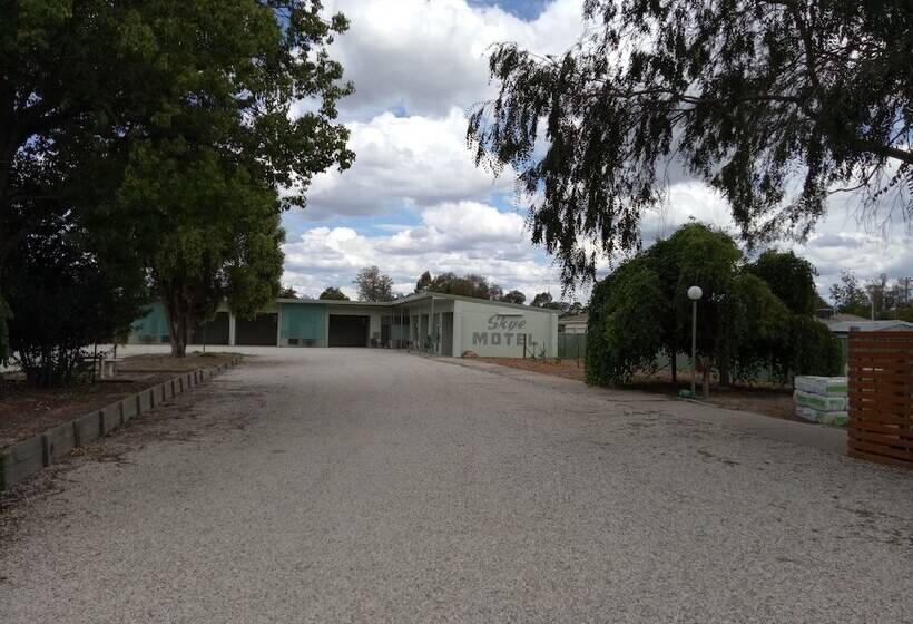 Holbrook Skye Motel