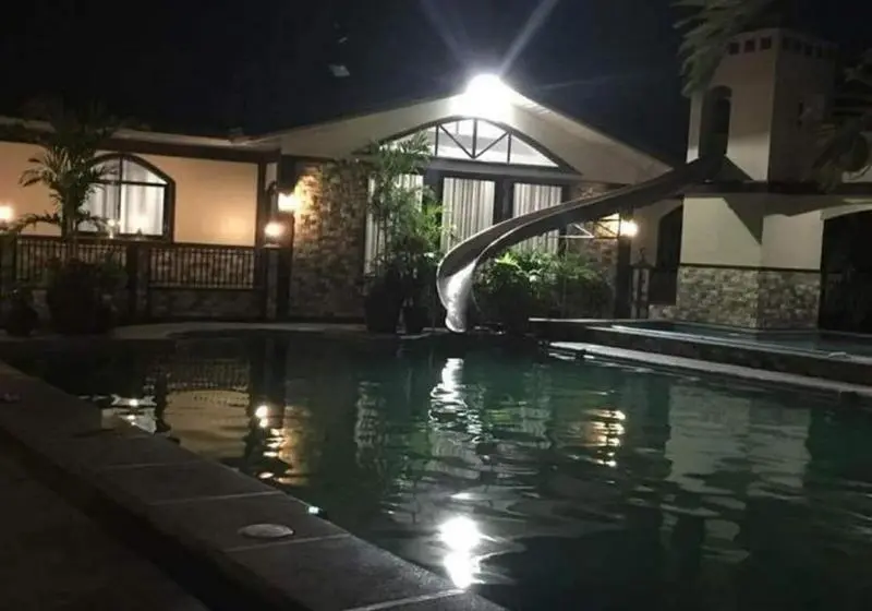 Hotelli Bella Vista Resort