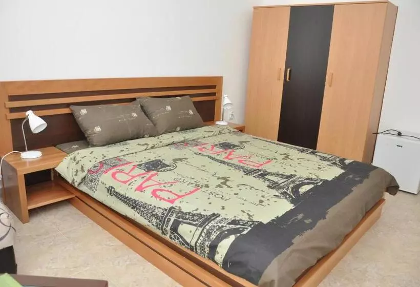پانسیون Smeštaj Olivera Niška Banja