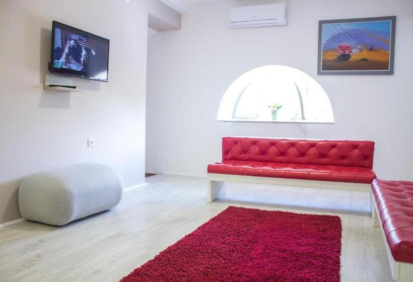 پانسیون Smeštaj Olivera Niška Banja