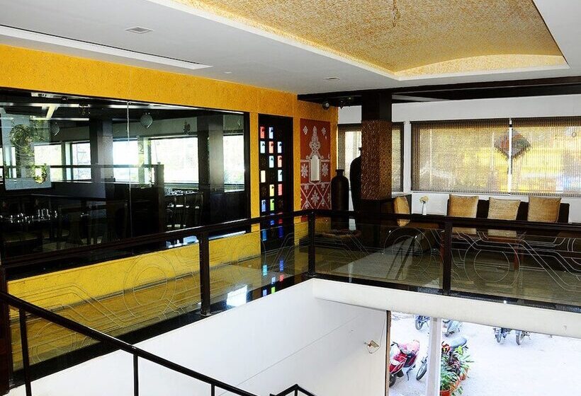 בית מלון כפרי Ashray