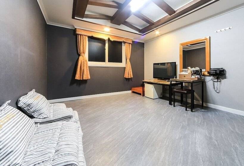 Hotel Geojedo Gohyeon Aplus