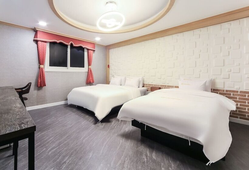 Hotel Geojedo Gohyeon Aplus