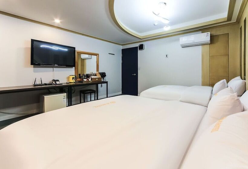 Hotel Geojedo Gohyeon Aplus