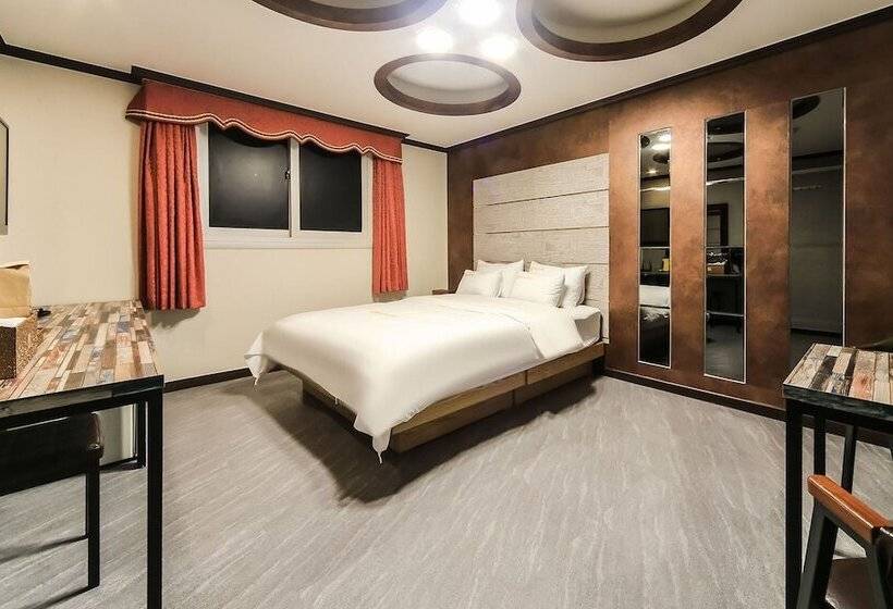 Hotel Geojedo Gohyeon Aplus