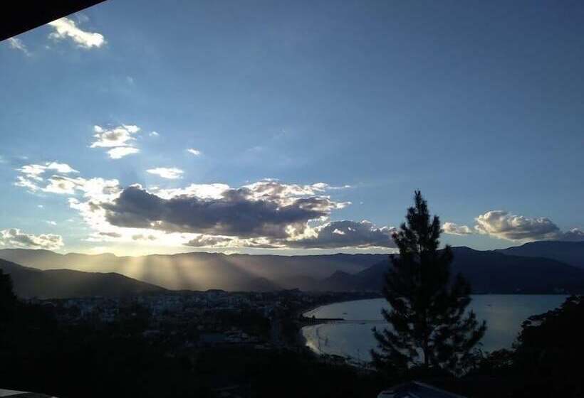 هتل Pousada Vista Do Itagua