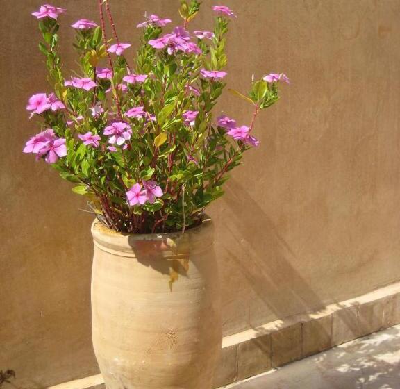 膳宿费 Dar Houdou