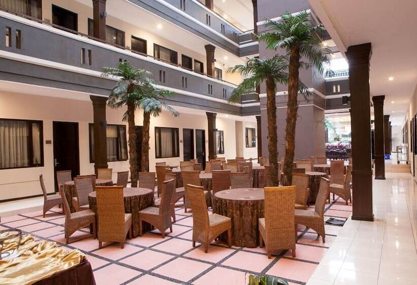 Panzió Reddoorz Plus Near Floating Market Lembang