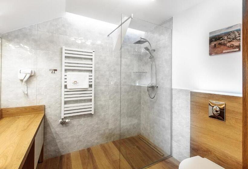 פנסיון Solavo Home&travel