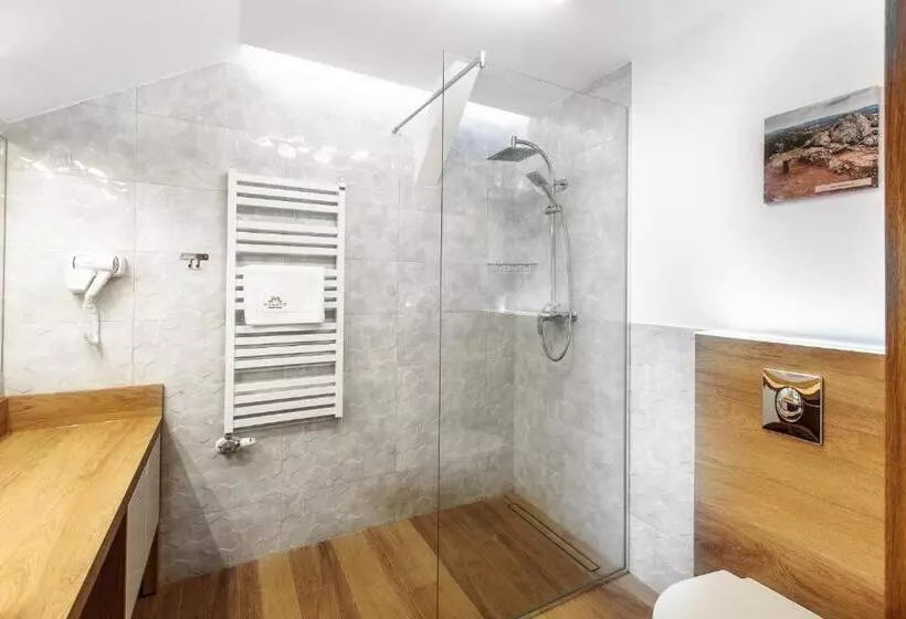 Majatalo Solavo Home&travel