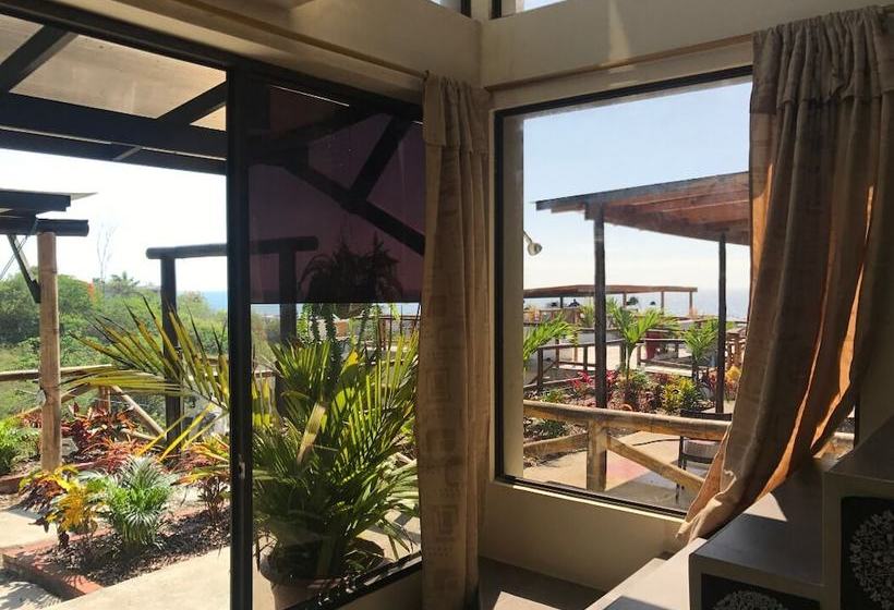 The Heights, Villa #2   Montañita