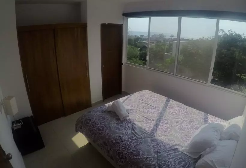 The Heights, Villa #2   Montañita