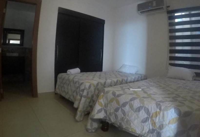 The Heights, Villa #2   Montañita