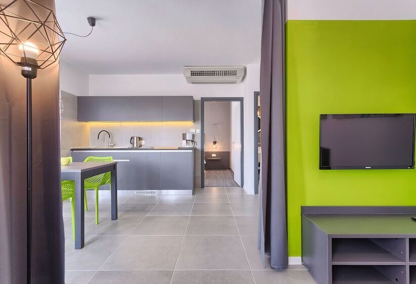 Astinian Apartments Jadranka