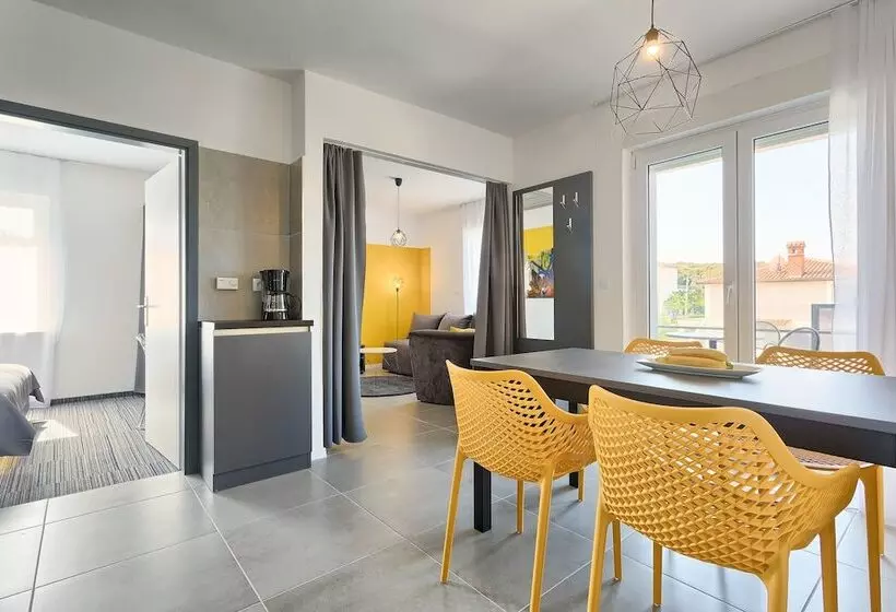 Astinian Apartments Jadranka