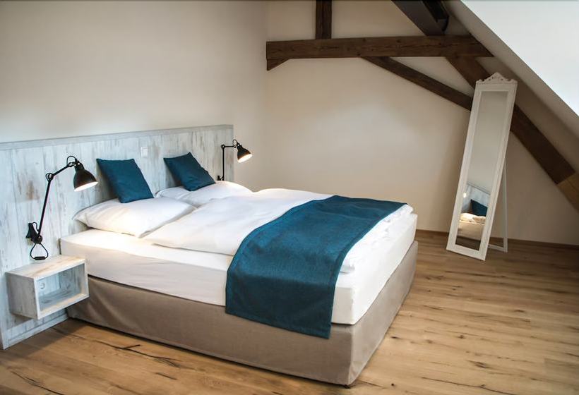 Baumgartners Dreiseithof Historisch, Modern, Zentral