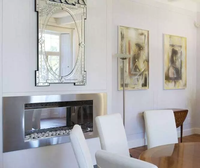 Aamiaismajoitus (B&B) Allee Bleue Hospiltality