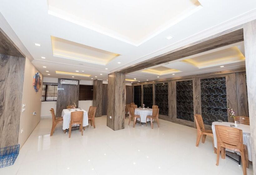 Hotel Anthurium Circle