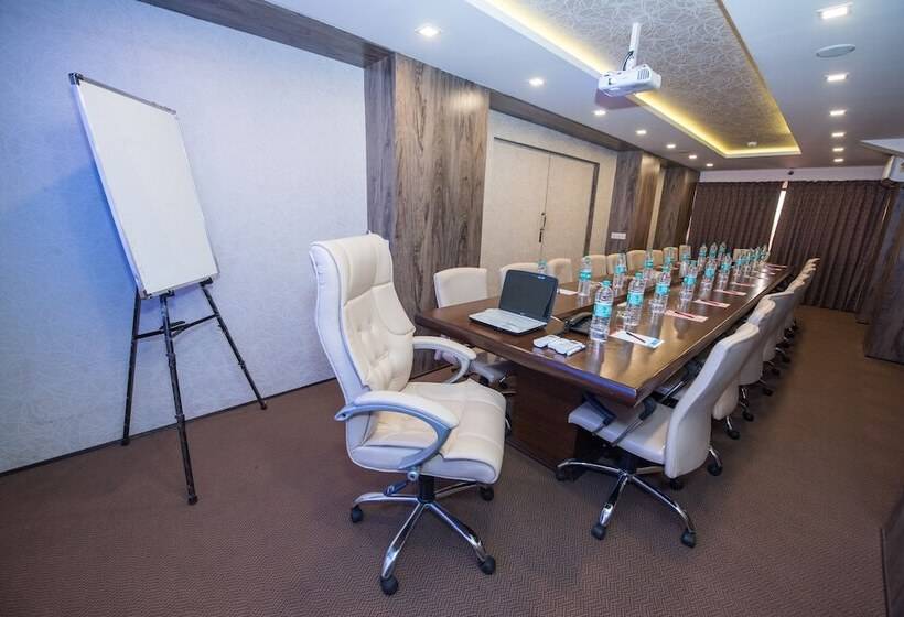 Hotel Anthurium Circle