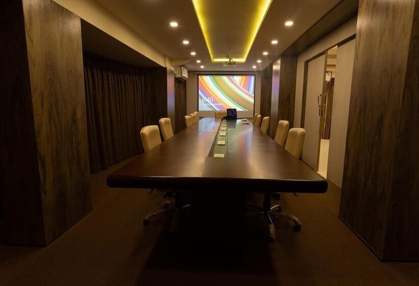 Hotel Anthurium Circle