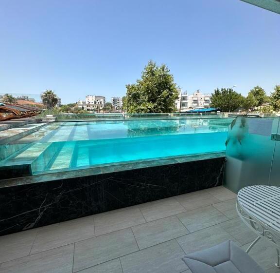 בית מלון כפרי Ilio Boutique