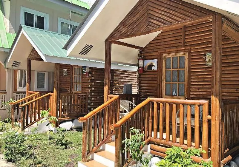 Hotelli Island View Coastal Resort